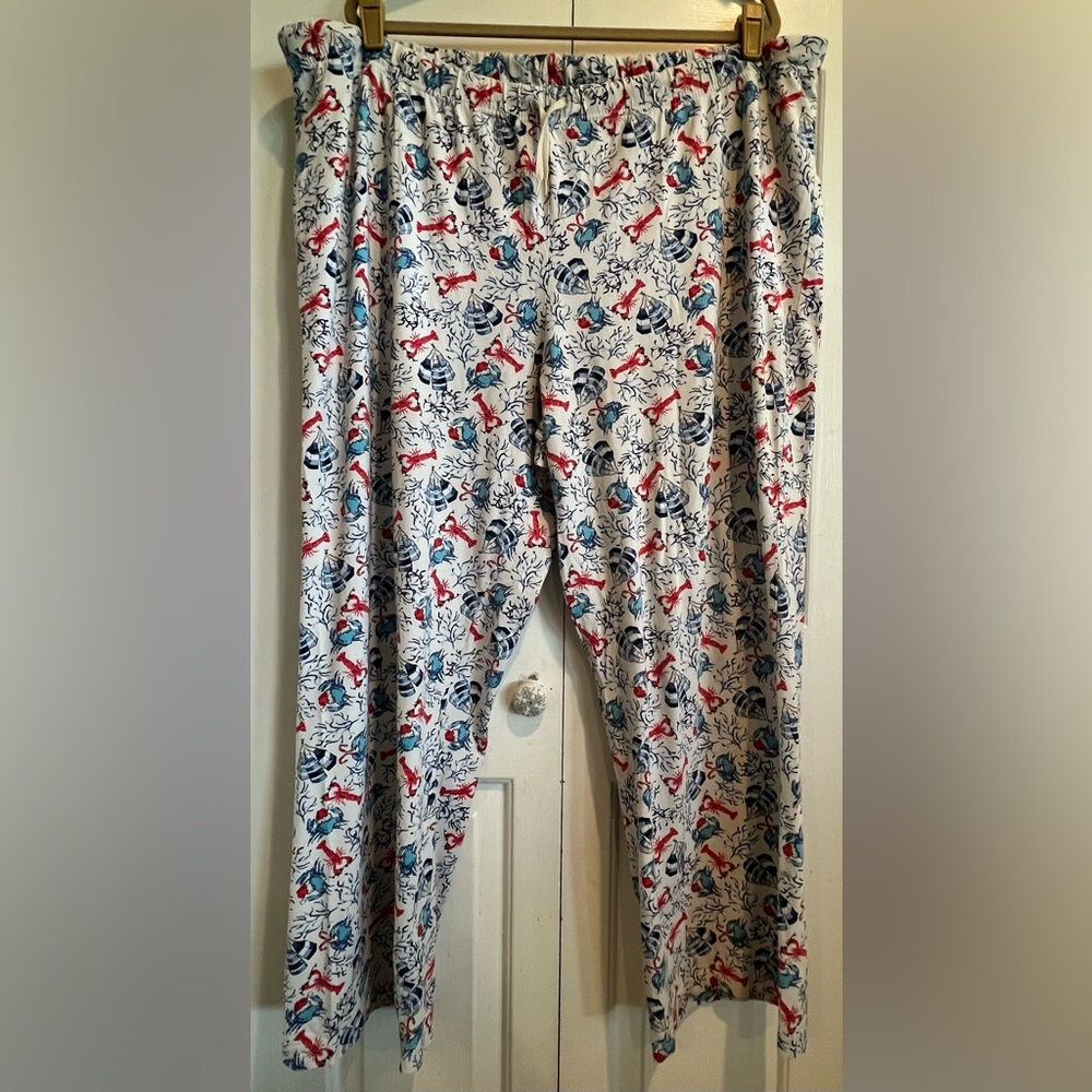 LANDS END🦞White Lounge Pants w Red & Navy Sea Side Christmas Print